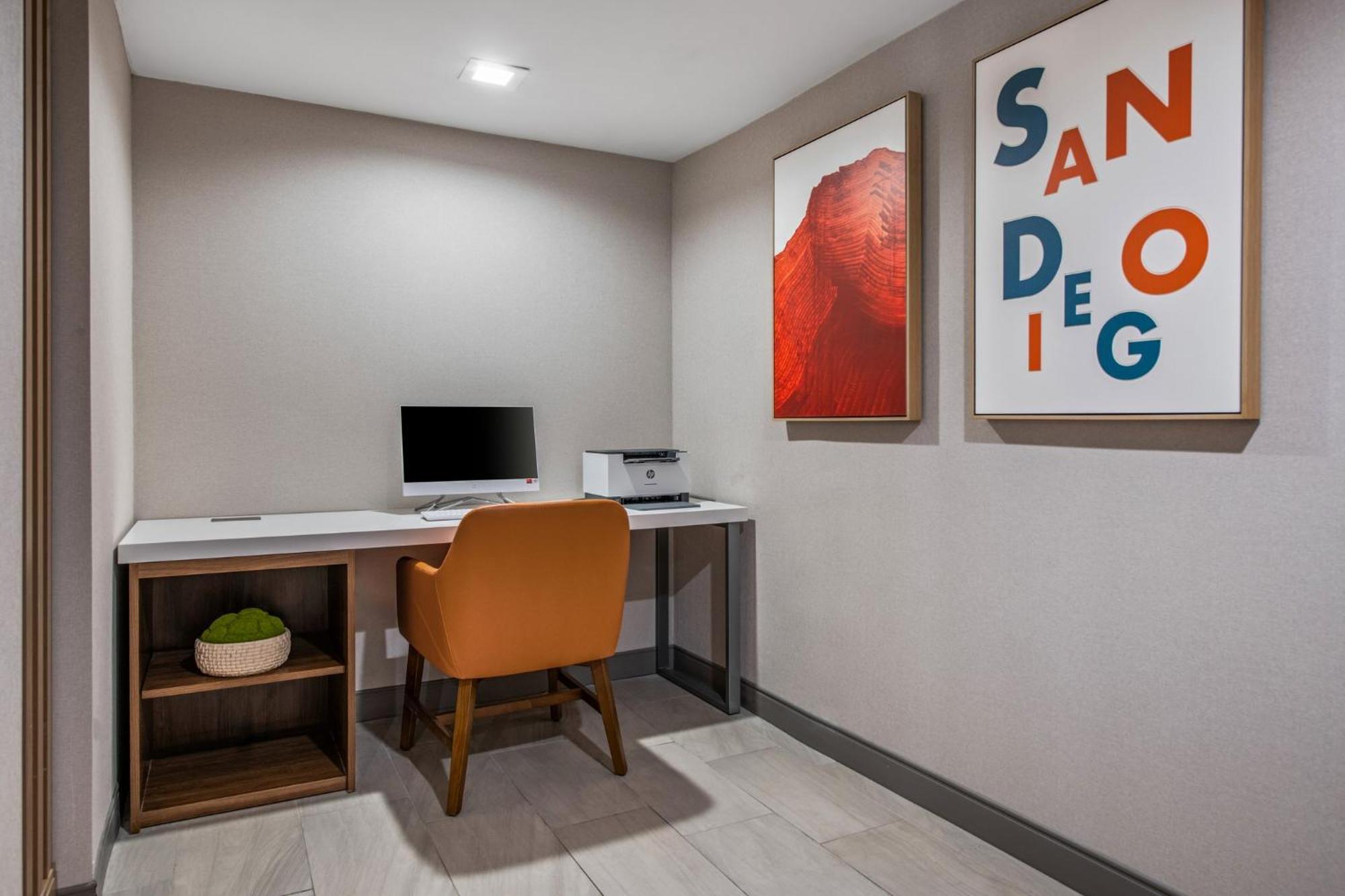 Holiday Inn Express San Diego - Sorrento Valley By Ihg Екстер'єр фото