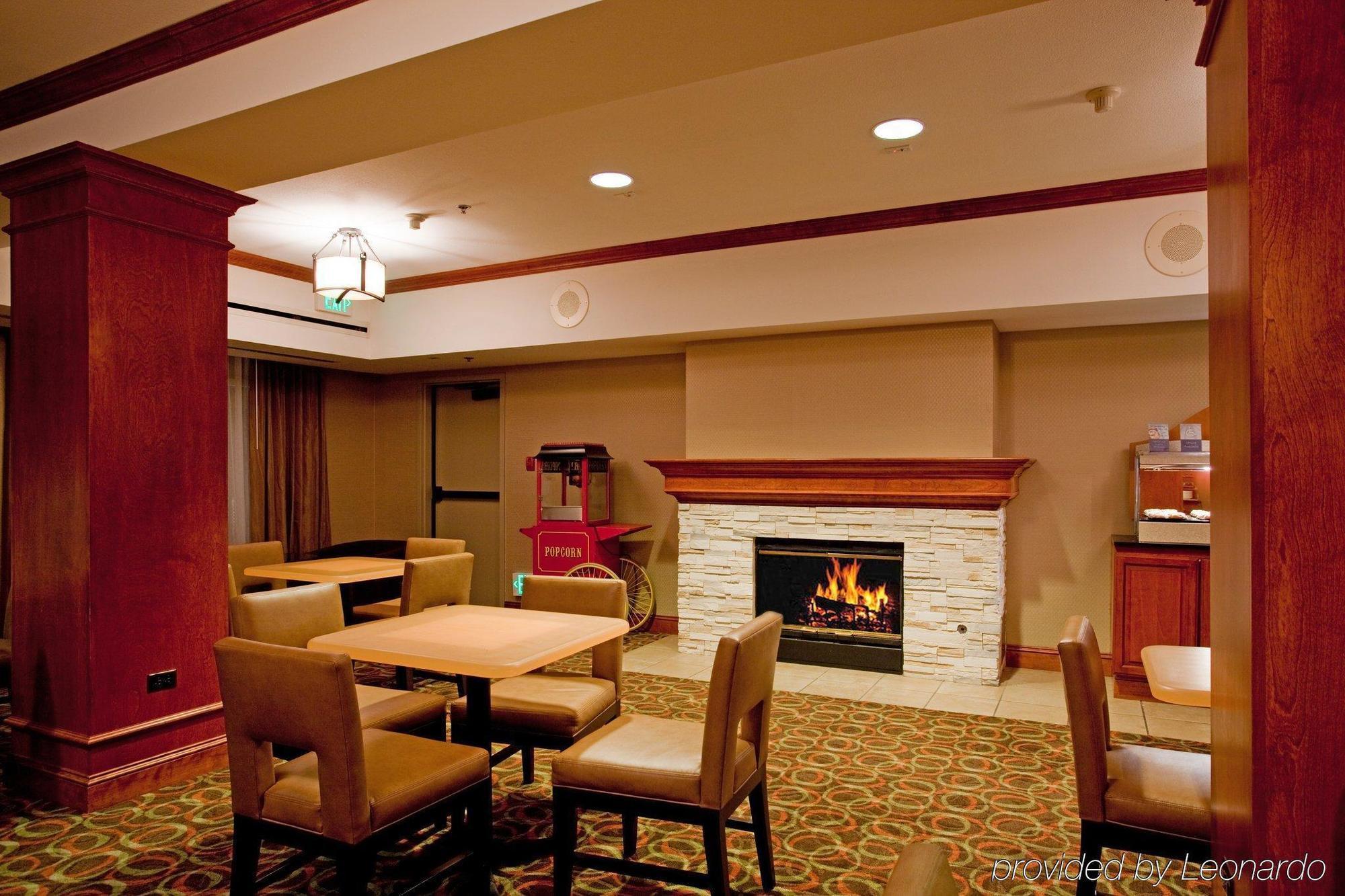 Holiday Inn Express San Diego - Sorrento Valley By Ihg Ресторан фото