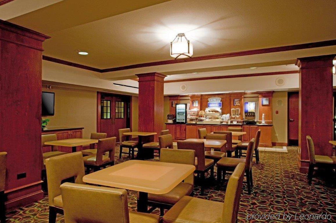 Holiday Inn Express San Diego - Sorrento Valley By Ihg Ресторан фото